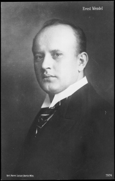 Wendel Ernst 1876 1938 Foto.jpg