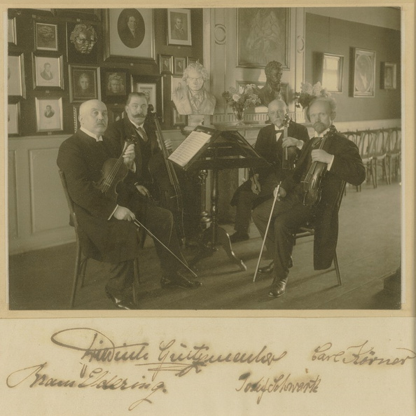 Guerzenich Quartett Foto Quelle Copyright Beethovenhaus Bonn.jpg