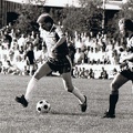 Fussball Hit 18.08.1989 Juergen Grabowski Johnny Mueller Laufduell.jpg