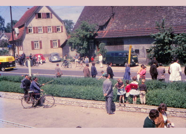 Loewen Urbach LKW Einkehr Bild 2.jpg