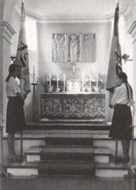 Katholischen Notkirche Maria Heimsuchung Bild 2.JPG